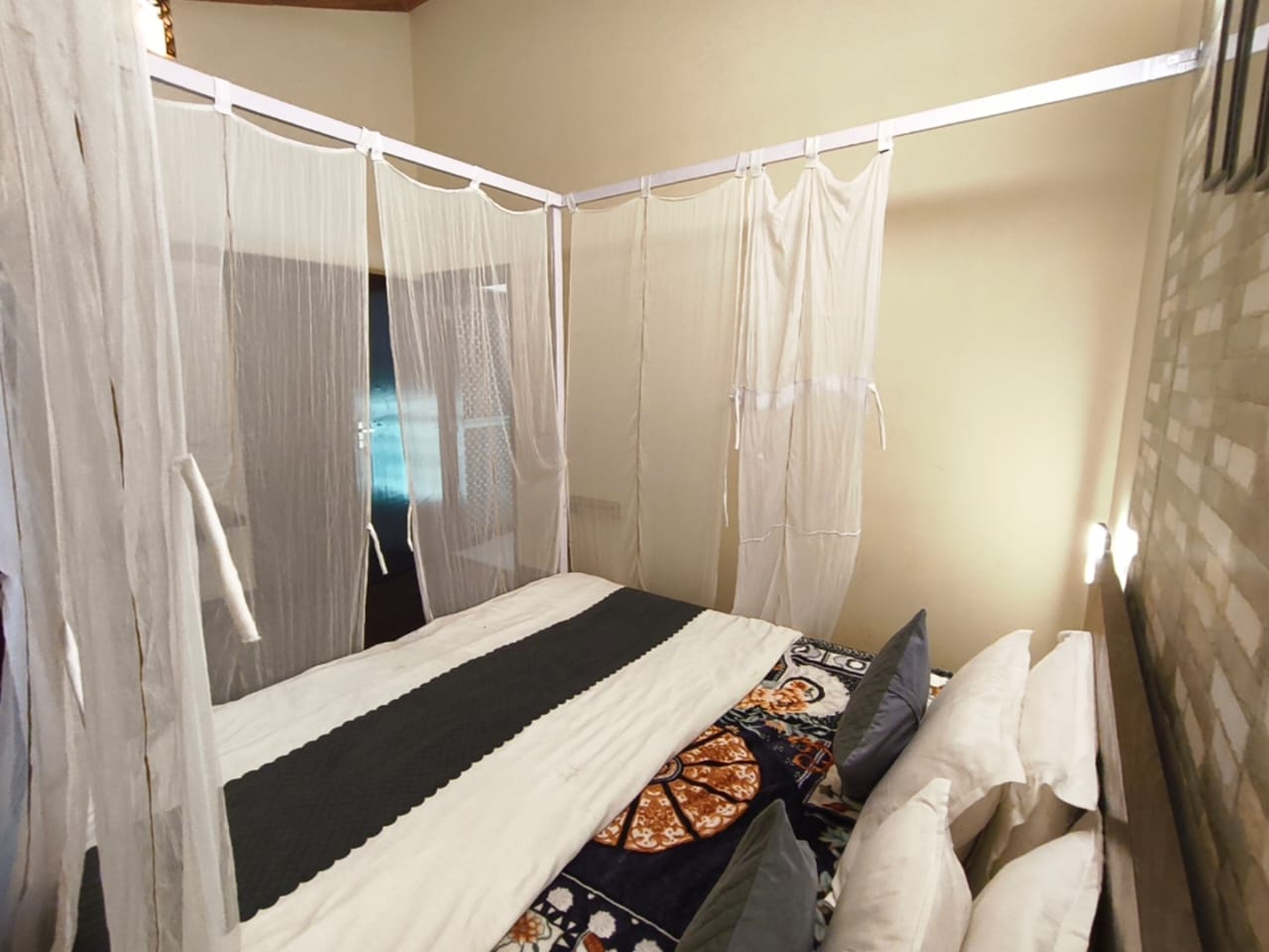 A HOME 3 BHK VILLA BHOWALI ROOM